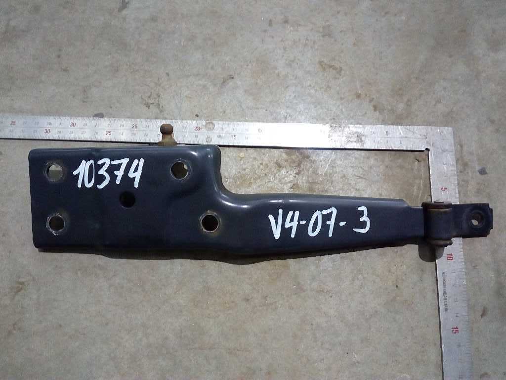 петля капота левая б/у - 1